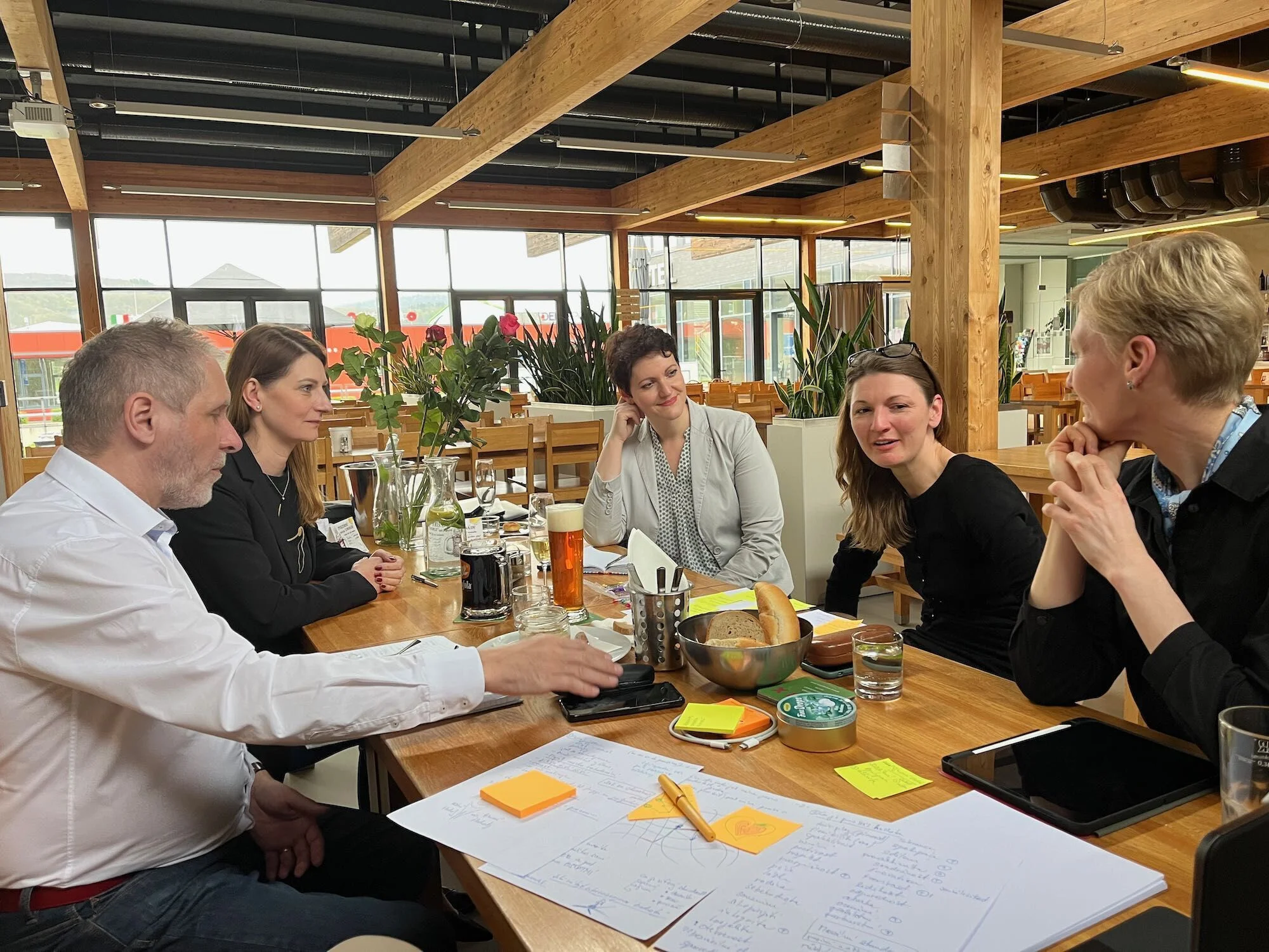 original_vlastni-cesta-setkani-specialistu-hodnoty-04-2023-02